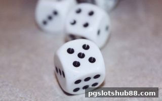 pg电子平台带你玩转六合彩：选号策略与心得全面解析