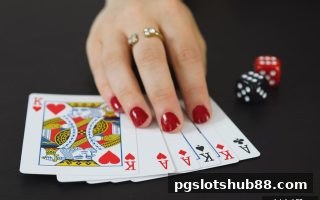 pg电子平台深度解析：幸运飞艇与德州扑克的规则、策略与风险管理
