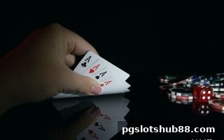 pg电子平台：德州扑克牌局革命中的创新与安全双引擎