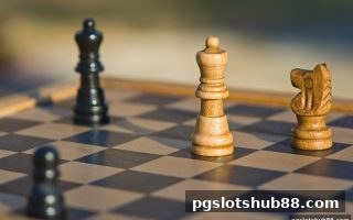 从欧洲纸牌到数字生态：电子扑克文化的演变与pg电子平台的创新实践